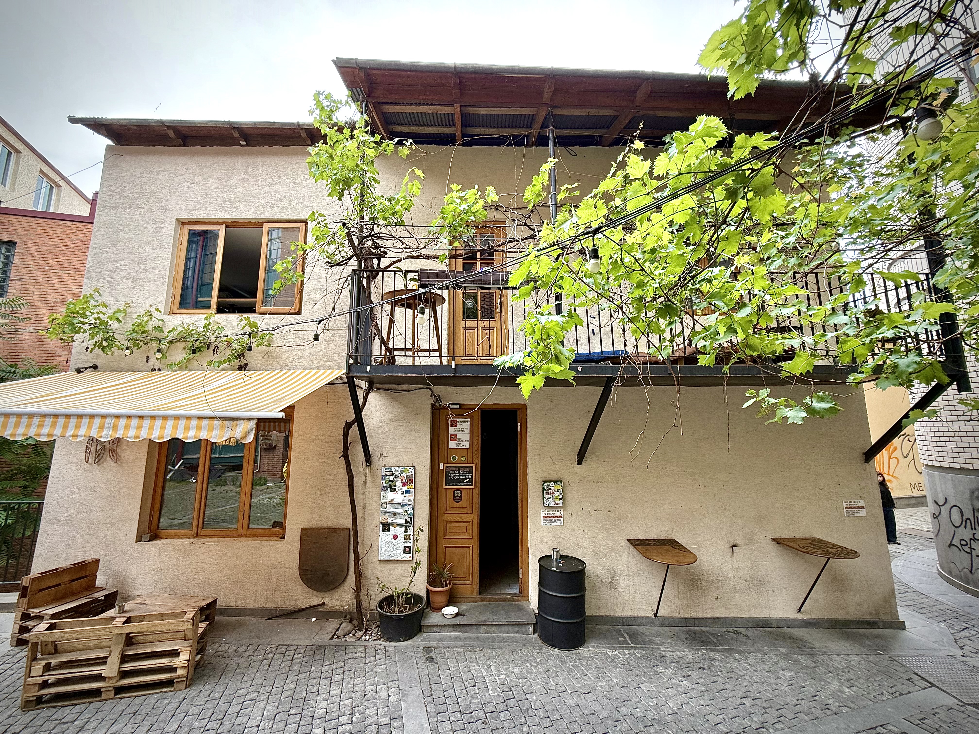 For sale Commercial space in Mtatsminda district