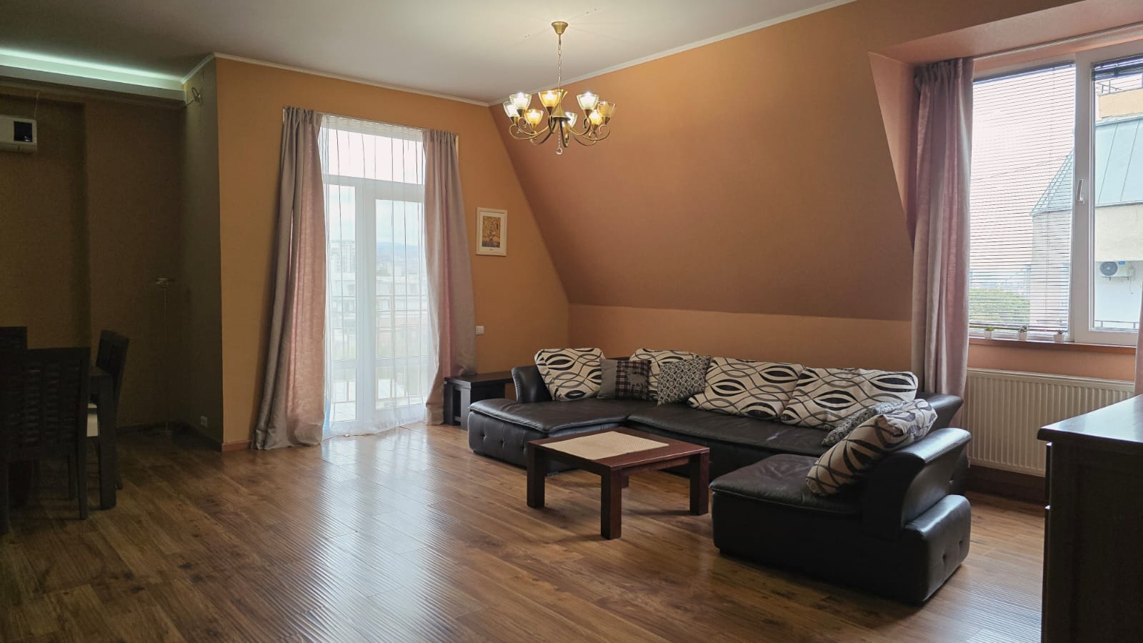 For rent Flat in Mtatsminda district
