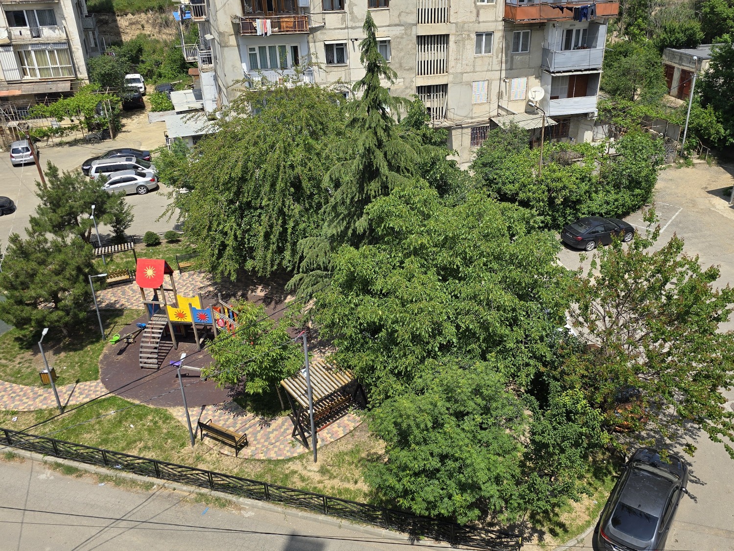 იყიდება ბინა ისნის რაიონში