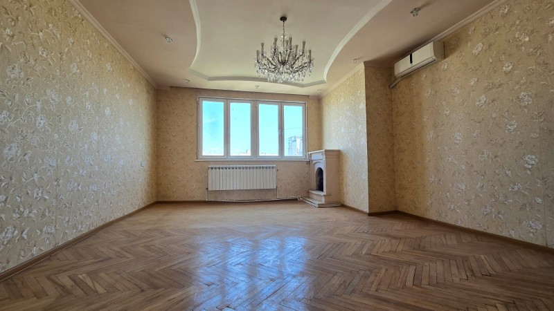 იყიდება ბინა ვარკეთილში