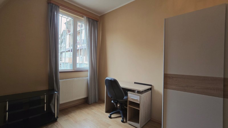 For rent Flat in Mtatsminda district