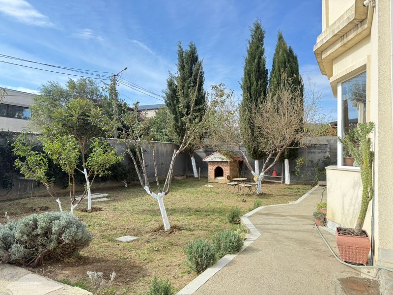For sale Private house in Saburtalo district