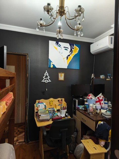 იყიდება კერძო სახლი გლდანის რაიონში