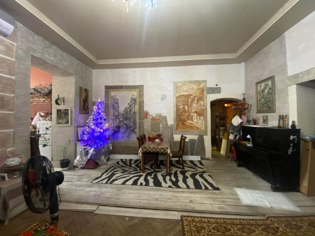 For sale apartment in Mtatsminda district